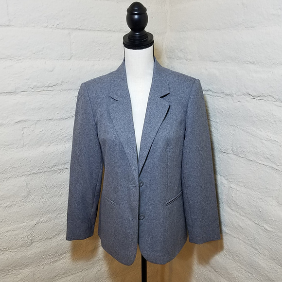 The Tog Shop Jackets & Blazers - Women's Gray Blazer Suit Jacket Long Sleeve Grey The Tog Shop Petite 4P